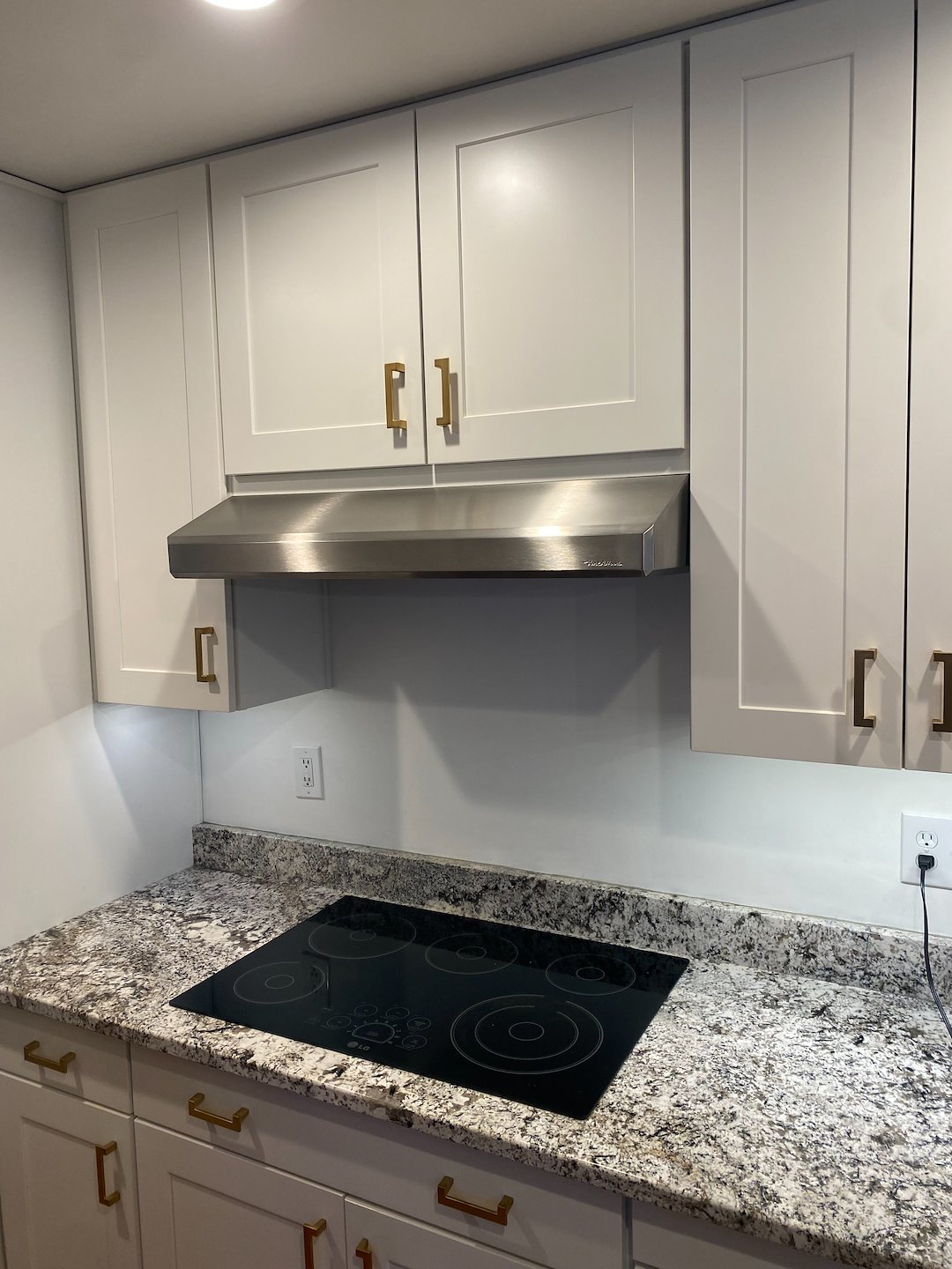 High Quality Range Hood Installation in Excelsior, Minnesota Thumbnail