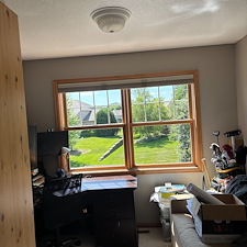 Professional-Window-Cleaning-in-Wayzata-Minnesota 2